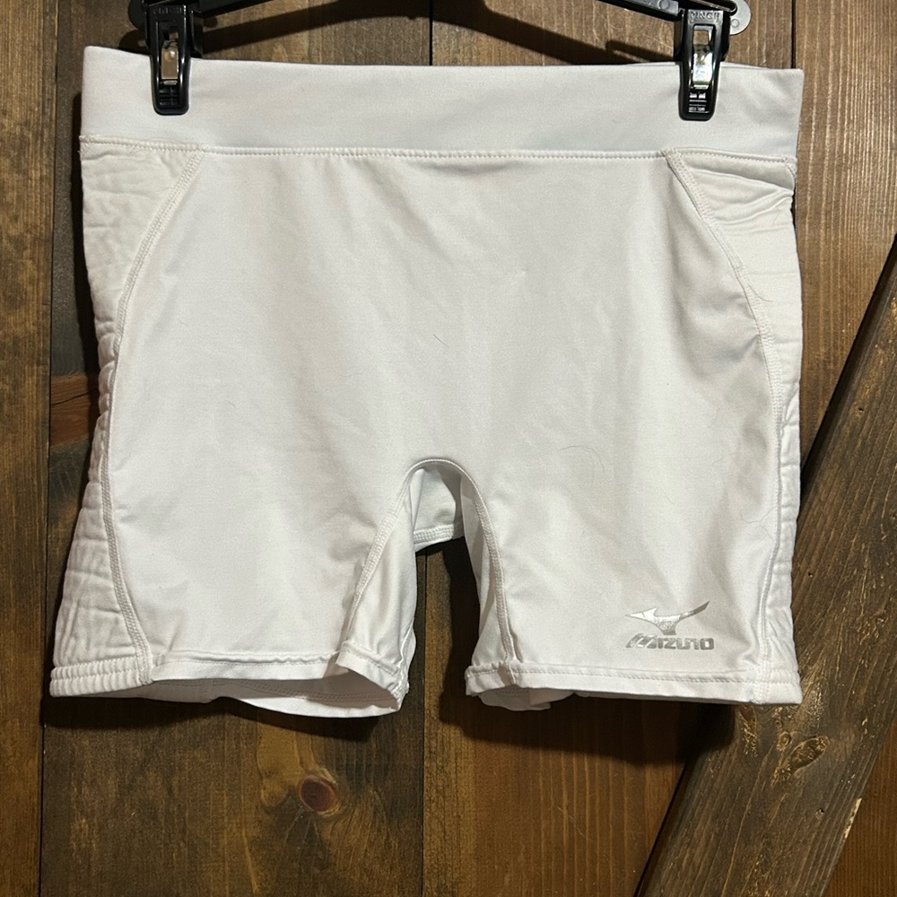 Mizuno Sliding Shorts, size L, smoke free home